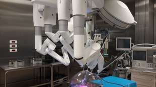 robot per la chirurgia antitumorale