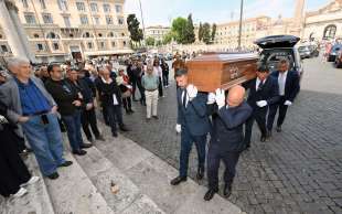 funerali luciano di bacco foto mezzelani gmt2