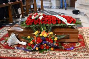 funerali luciano di bacco foto mezzelani gmt9