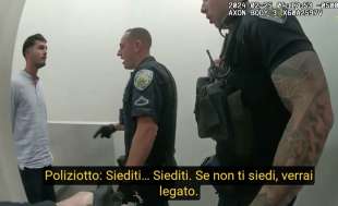 video dell'arresto di matteo falcinelli. 4