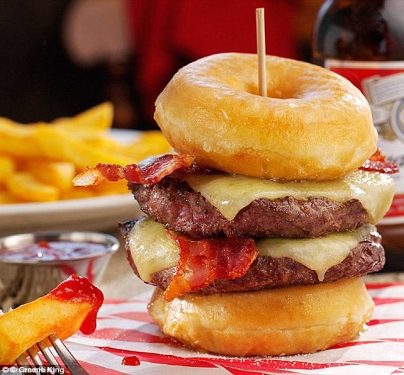 hungry horse double donut burger