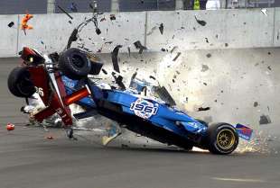 alex zanardi incidente sul circuito di lausitzring nel 2001 5