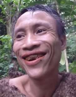 Ho Van Lang, uomo Tarzan 4