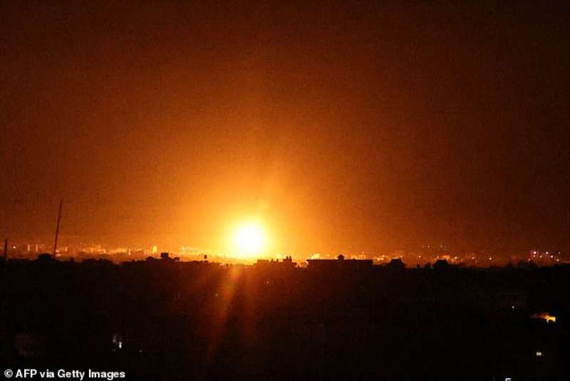 Le esplosioni a Gaza 3