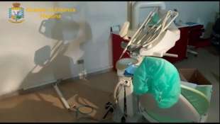 panettiere esercita come dentista in provincia messina 3