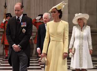 il duca e la duchessa di cambridge e il principe carlo e camilla