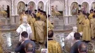 il patriarca kirill scivola su acqua santa