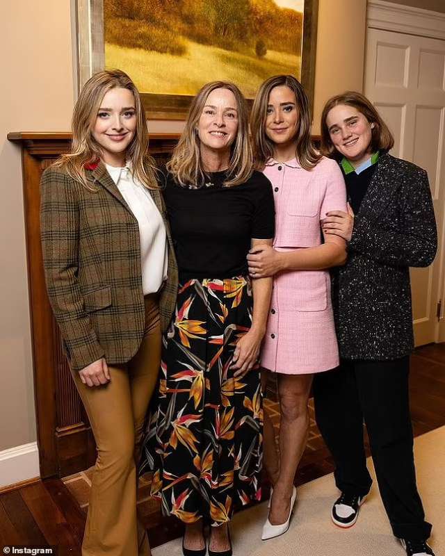 Kathleen con le figlie