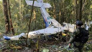 bambini sopravvissuti a incidente aereo in colombia.