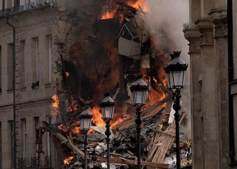 esplosione in un palazzo del v arrondissement di parigi 1