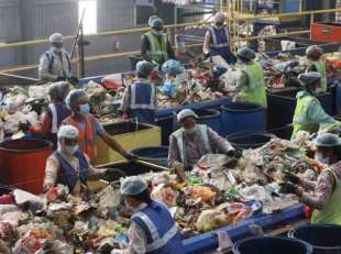 riciclo rifiuti negli usa waste management