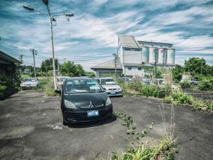 macchine lasciate nella zona di fukushima