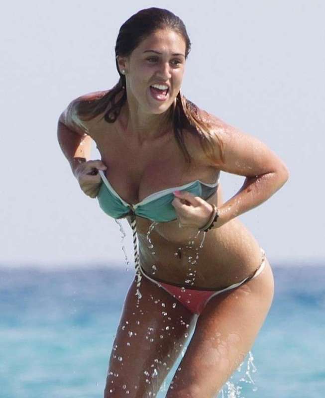 Gina Rodriguez Tits