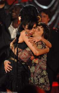 Amy Winehouse con la madre