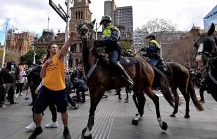 australia proteste contro il lockdown 12