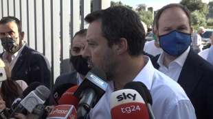 Matteo Salvini al carcere di Santa Maria Capua Vetere