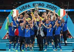 vittoria italia