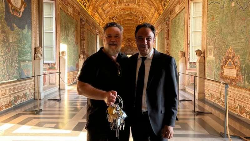 russell crowe in vacanza a roma