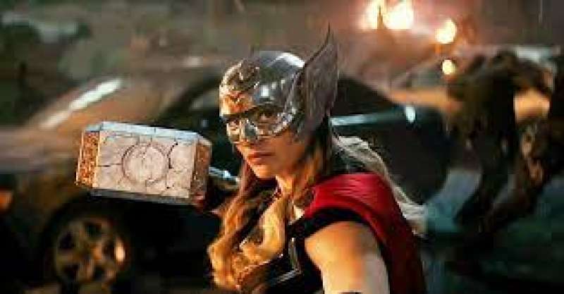 thor love and thunder 4