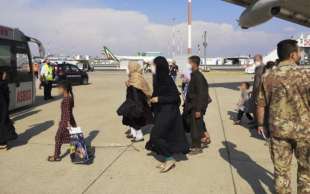 aeroporto di kabul 10