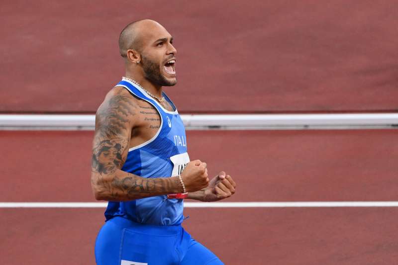 marcell jacobs vince i 100m a tokyo2020 1