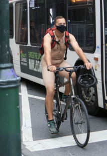 naked bike race philadelphia 25
