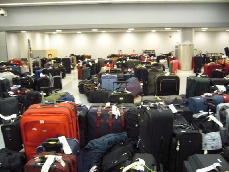 caos bagagli negli aeroporti 6