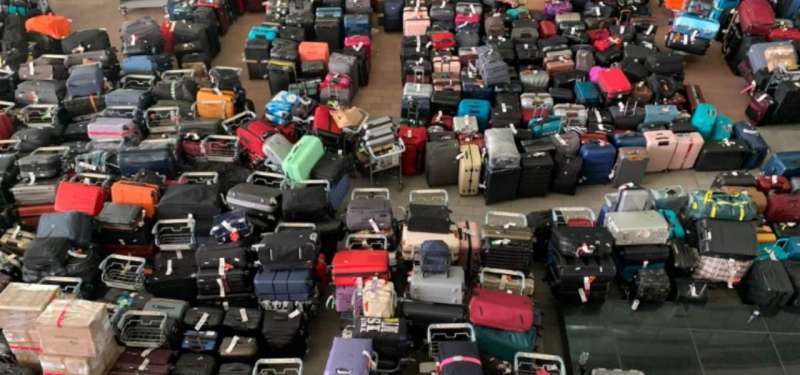 caos bagagli negli aeroporti 7