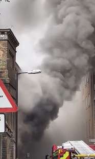 londra incendio a london bridge 6