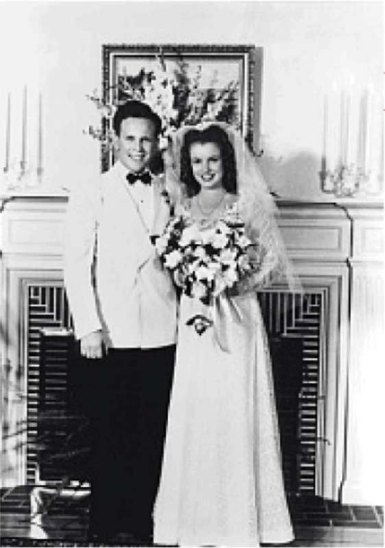 marilyn monroe con il primo marito james dougherty nel 1942
