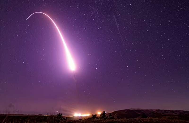 test del missile nucleare usa minuteman iii nel 2019