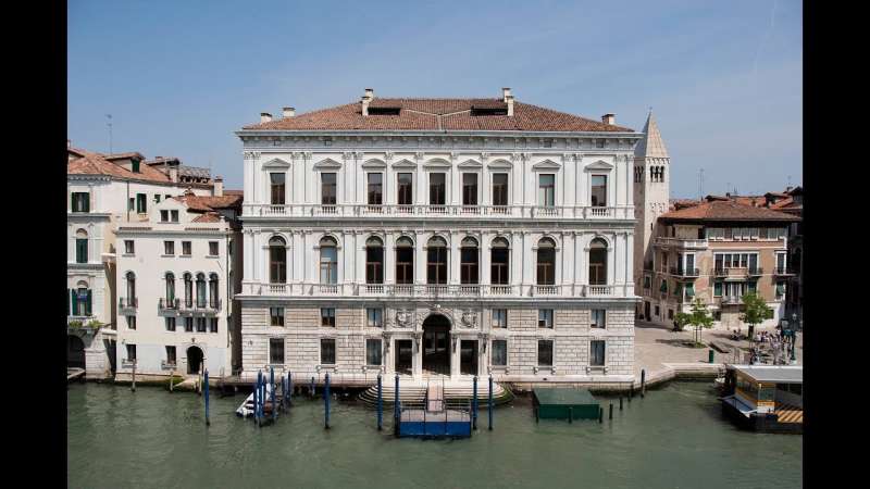 palazzo grassi venezia