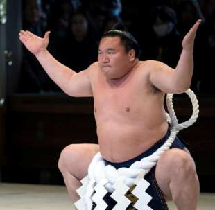 il campione di sumo hakuho 4