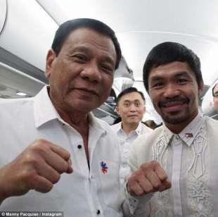 manny pacquiao con il presidente delle filippine duterte 4