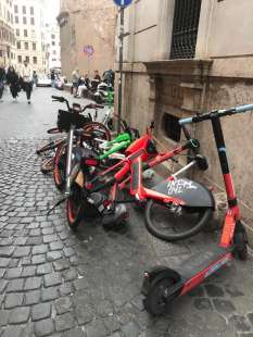 monopattini e bici elettriche a roma