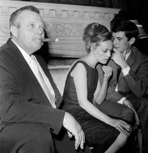 Orson Welles, Jeanne Moreau ed Anthony Perkins ad un party a Parigi nel 1962
