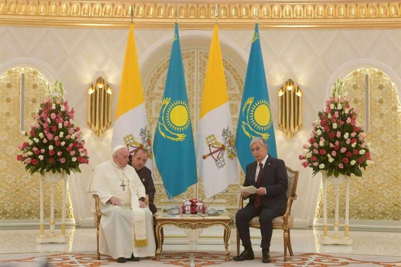 papa francesco in kazakistan 3