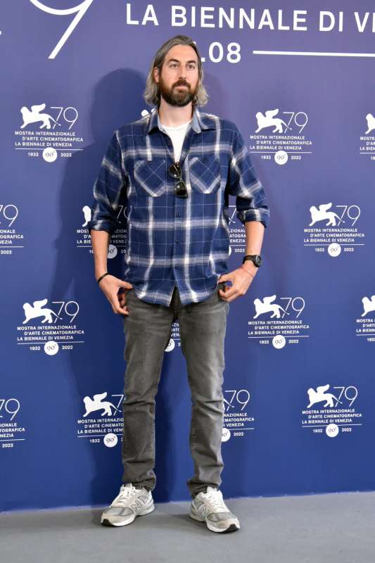 TI WEST - PHOTOCALL PEARL