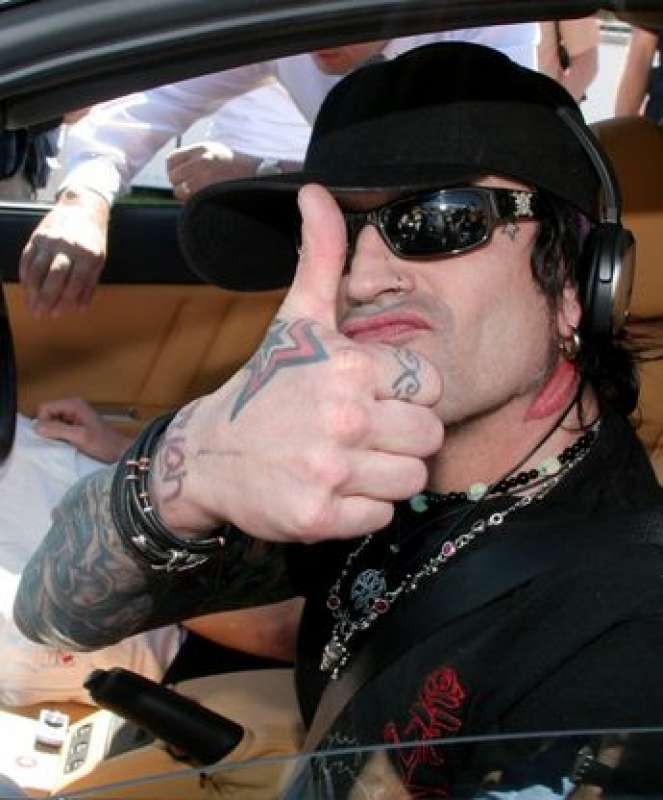 tommy lee (9)