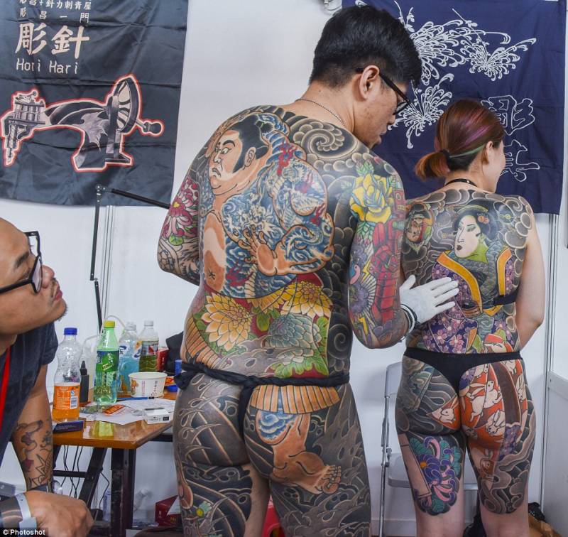 festival del tatuaggio di nanning cina