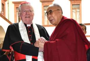 il cardinale scola e il dalai lama