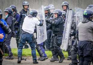 addestramento della polizia scozzese per la cop26 di glasgow 23