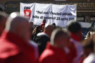 manifestazione dei sindacati contro tutti i fascismi 6