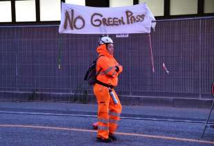 manifestazioni dei no green pass 6