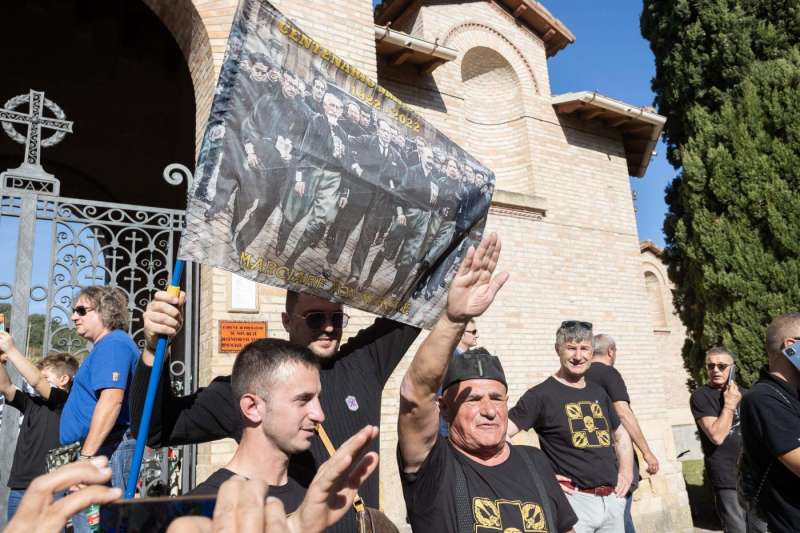 predappio, corteo degli arditi per il centenario marcia su roma 48