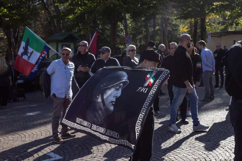 predappio, corteo degli arditi per il centenario marcia su roma 5