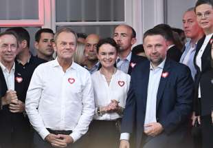 donald tusk alla sede di piattaforma civica a varsavia dopo le elezioni