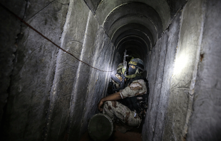 i tunnel scavati da hamas sotto il confine tra gaza e israele 3
