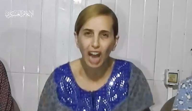 il video delle tre donne ostaggio diffuso da hamas