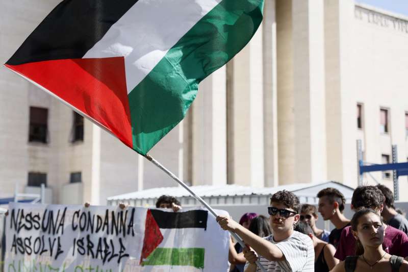manifestazione degli studenti pro palestina a la sapienza 9